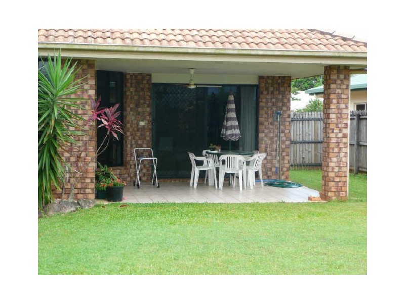 9 Village Terrace, Redlynch QLD 4870
