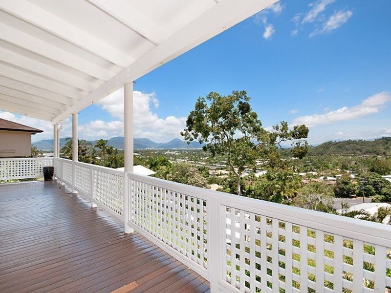 7 Aldinga Close, Whitfield QLD 4870