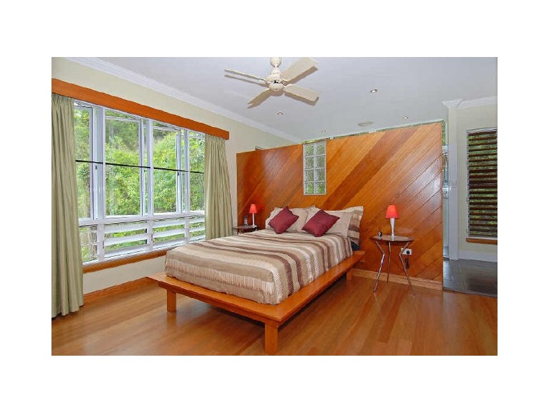 553 McCormack Street, Edge Hill QLD 4870