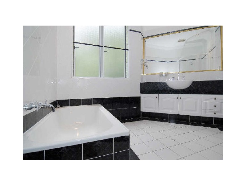 553 McCormack Street, Edge Hill QLD 4870