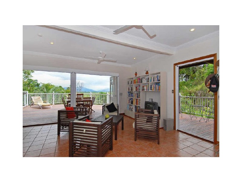 553 McCormack Street, Edge Hill QLD 4870