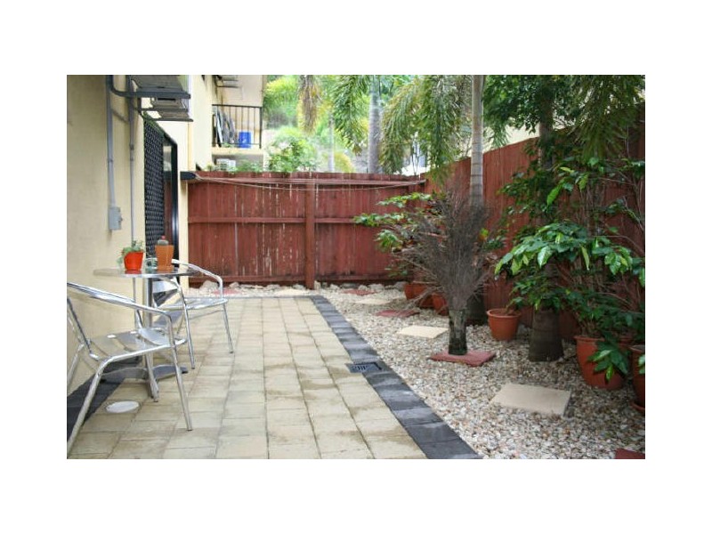 6/3 Stratford Parade, Stratford QLD 4870