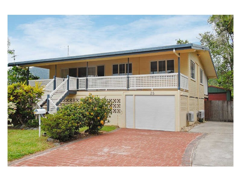 35 Kevin Street, Whitfield QLD 4870