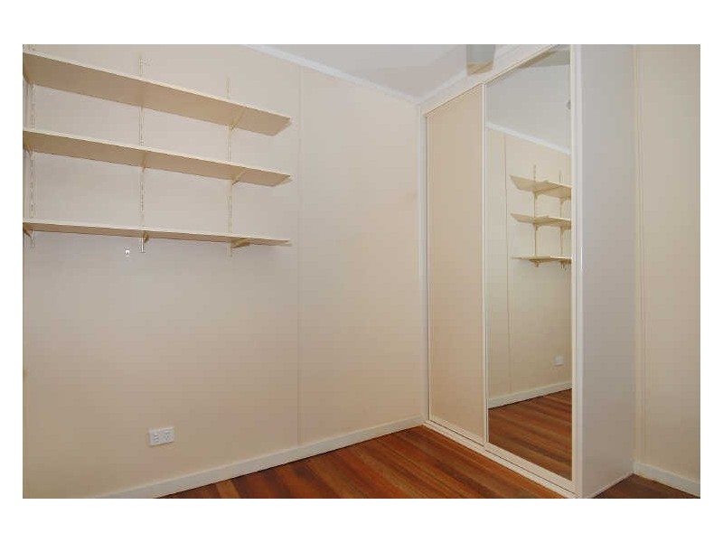 35 Kevin Street, Whitfield QLD 4870