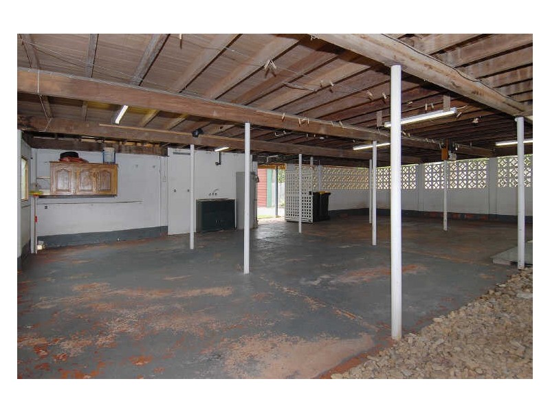 35 Kevin Street, Whitfield QLD 4870