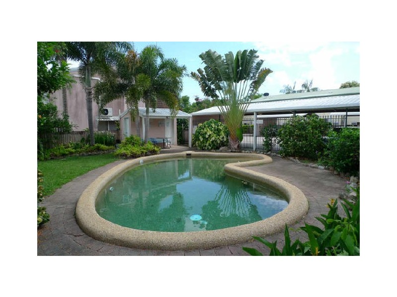4/13 Balaclava Road, Earlville QLD 4870