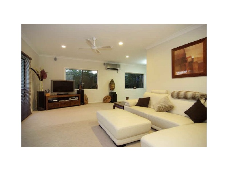 30 Montrose Avenue, Edge Hill QLD 4870