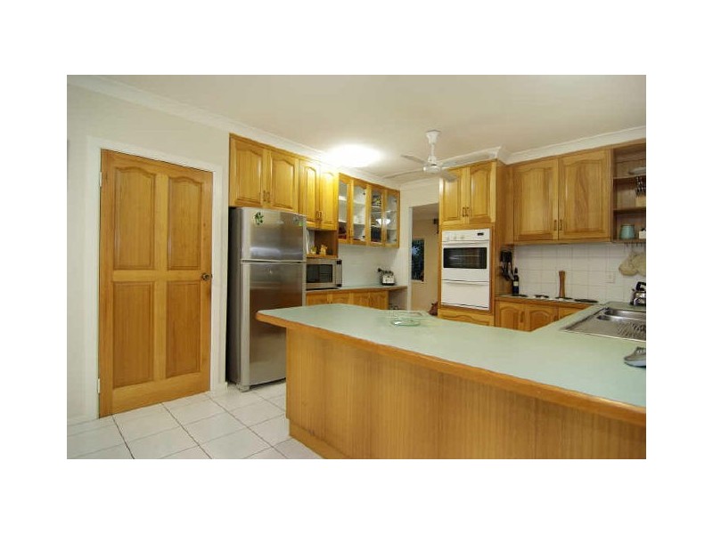 30 Montrose Avenue, Edge Hill QLD 4870