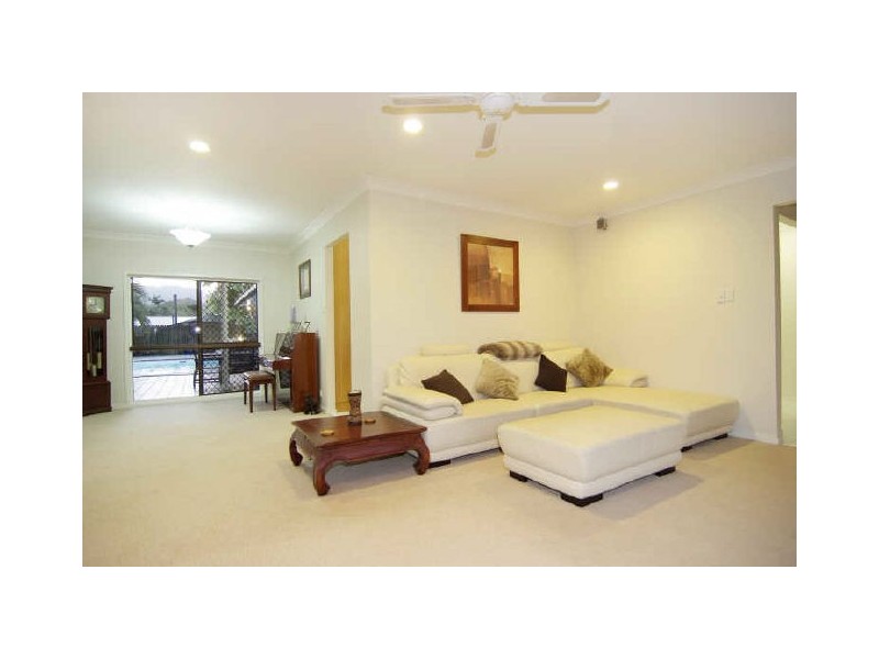 30 Montrose Avenue, Edge Hill QLD 4870