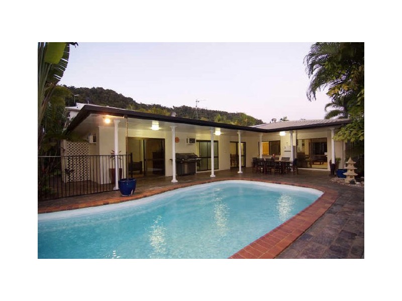 30 Montrose Avenue, Edge Hill QLD 4870