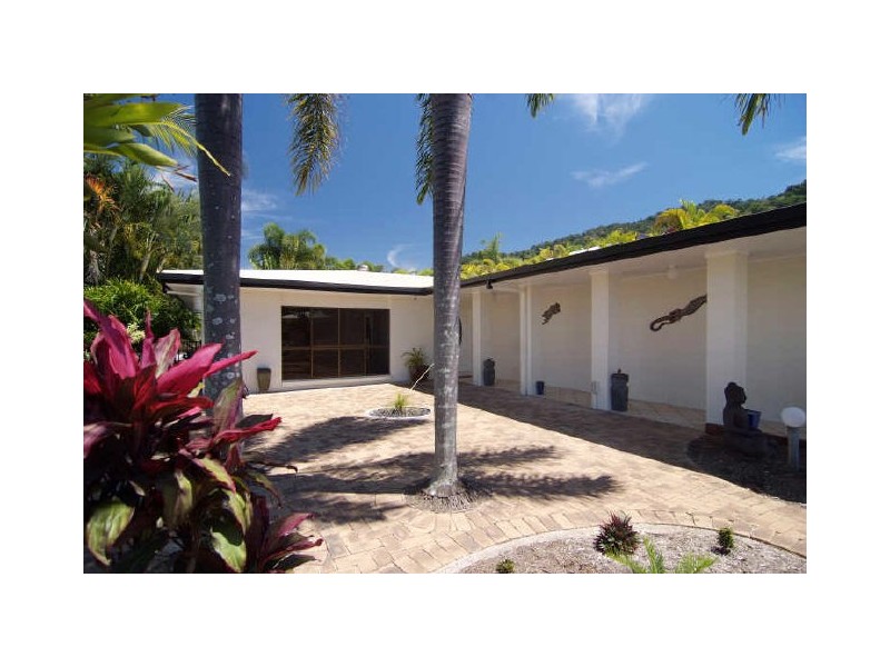 30 Montrose Avenue, Edge Hill QLD 4870
