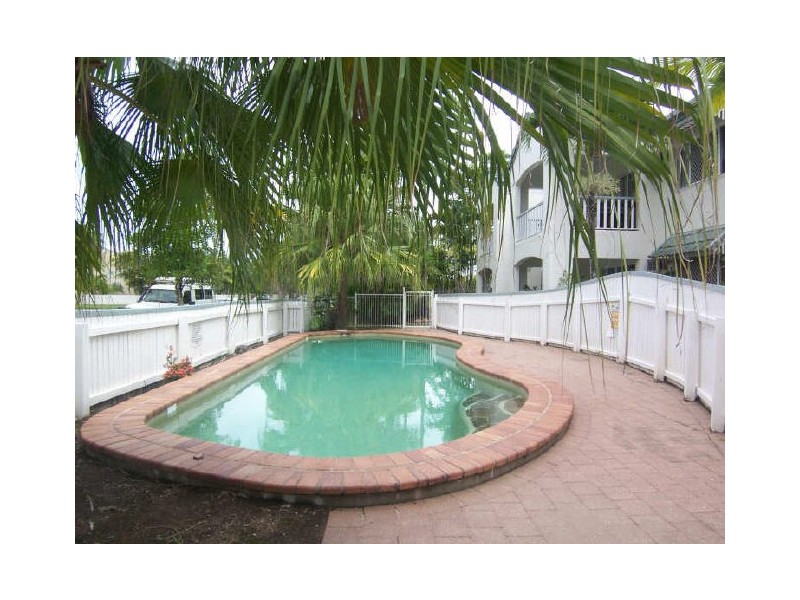 6/13 Grantala Street, Manoora QLD 4870