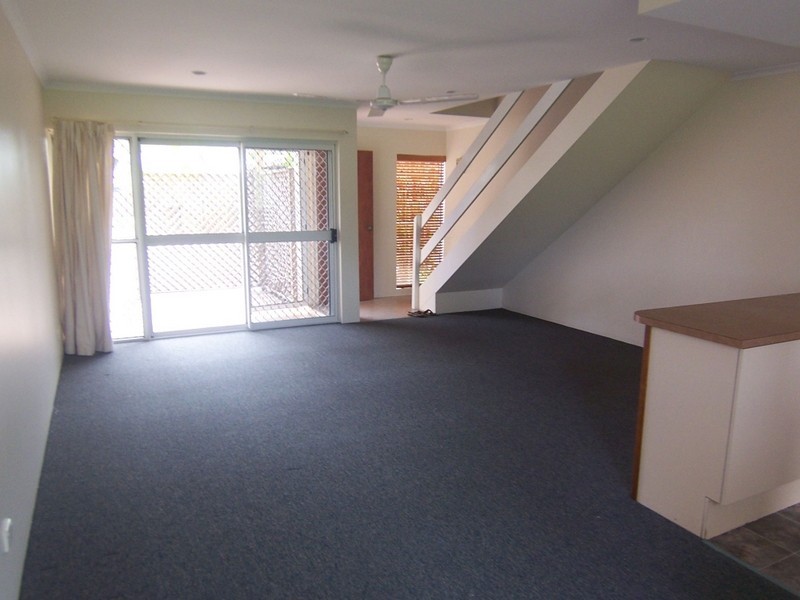 6/3 Maytown Close, Manoora QLD 4870