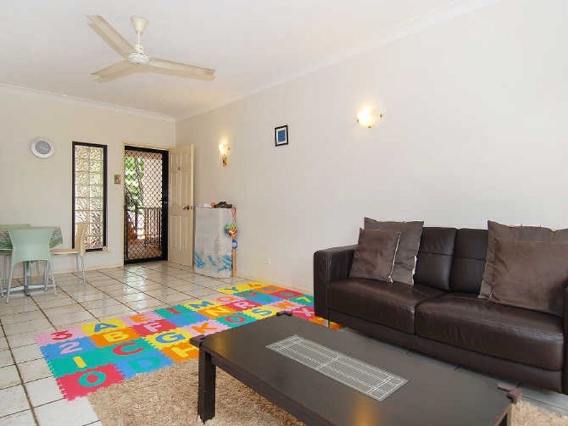 10/2-4 Mcguigan Street, Earlville QLD 4870