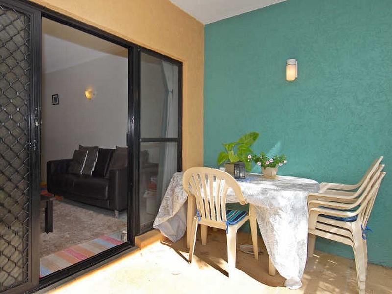 10/2-4 Mcguigan Street, Earlville QLD 4870