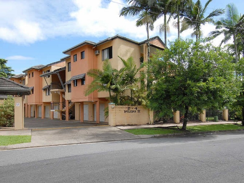 10/2-4 Mcguigan Street, Earlville QLD 4870