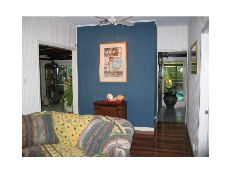 229 Woodward Street, Whitfield QLD 4870