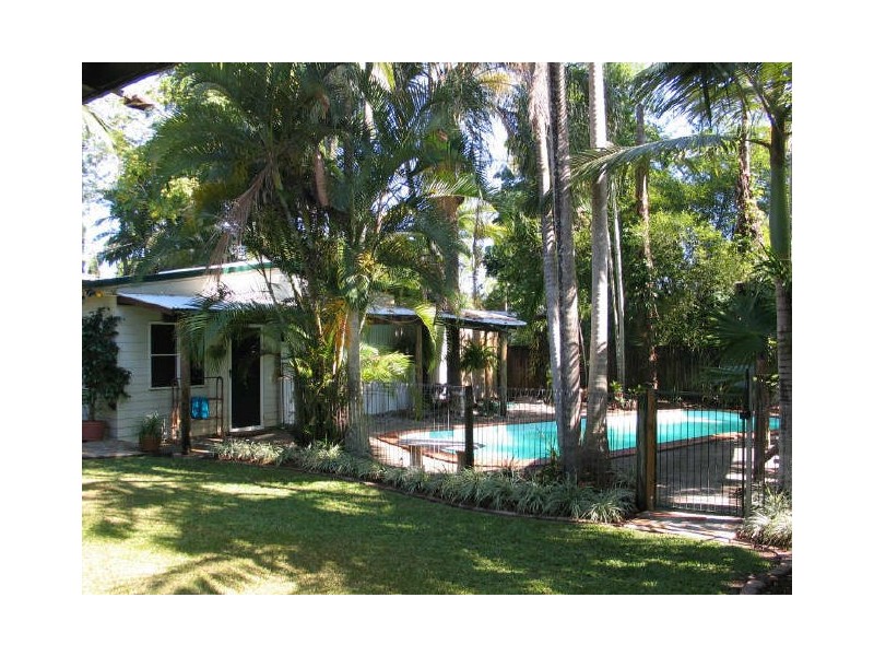 229 Woodward Street, Whitfield QLD 4870