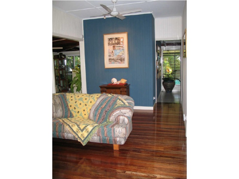 229 Woodward Street, Whitfield QLD 4870