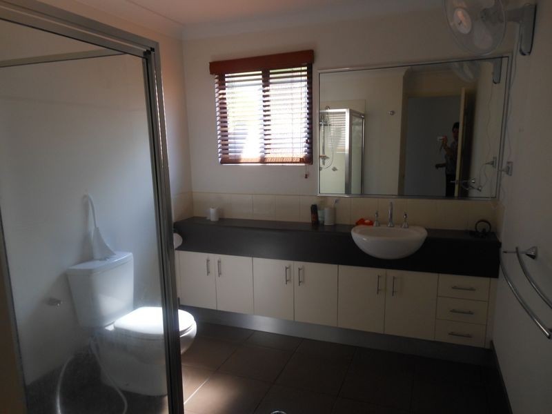 Mooroobool QLD 4870