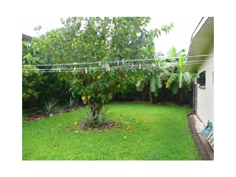 6 Melaleuca Street, Manunda QLD 4870