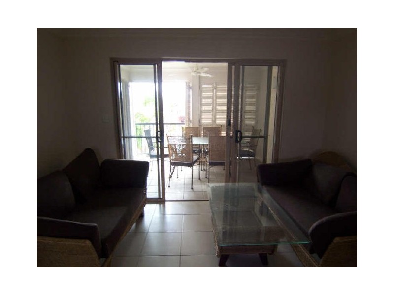 318/22 Ward Street, Mooroobool QLD 4870