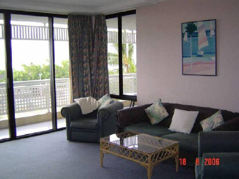 Aeroglen QLD 4870