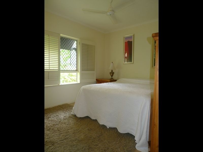 “The Lakes” 302/2 Greenslopes Street, Cairns North QLD 4870