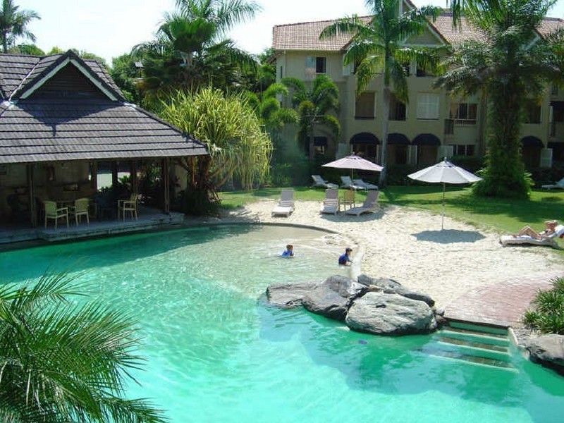 “The Lakes” 302/2 Greenslopes Street, Cairns North QLD 4870