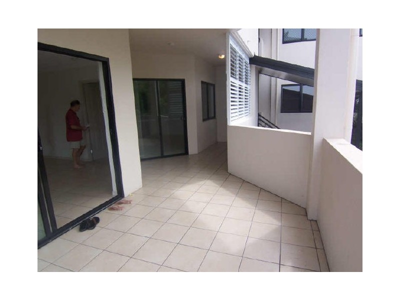 7/72-76 Digger Street, Cairns North QLD 4870