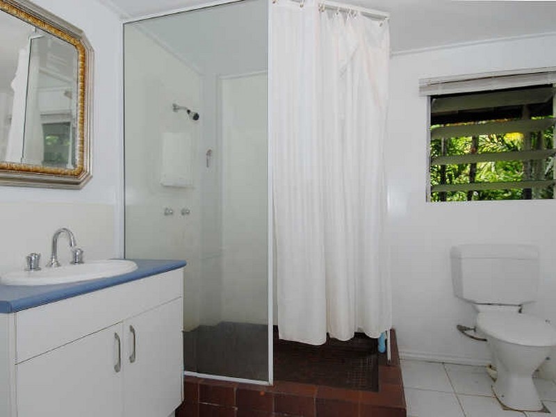 74 Balaclava Road, Cairns QLD 4870