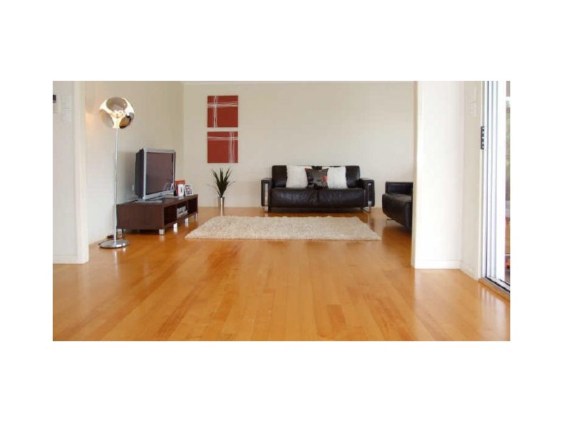 27 Duignan Street, Whitfield QLD 4870