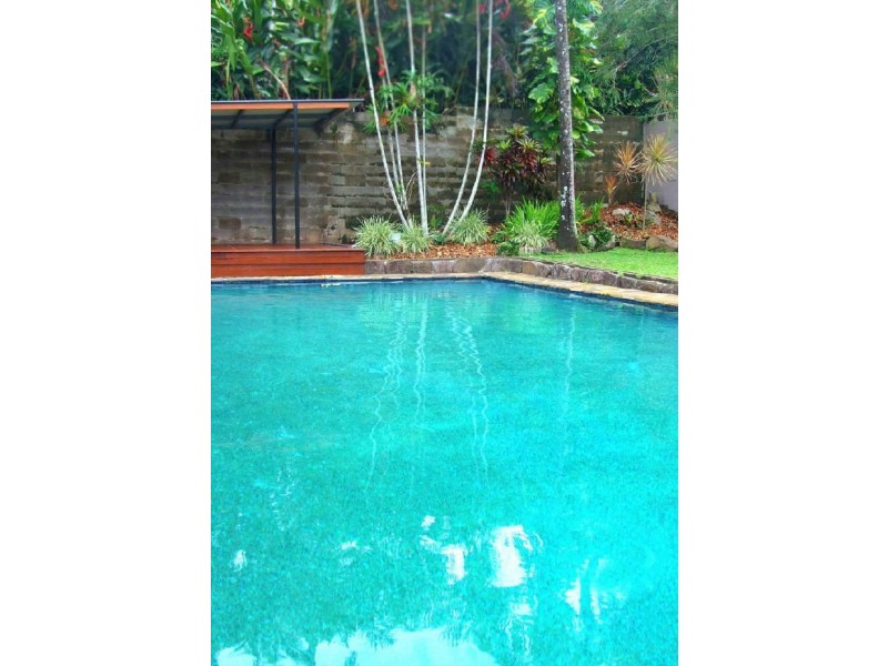 27 Duignan Street, Whitfield QLD 4870