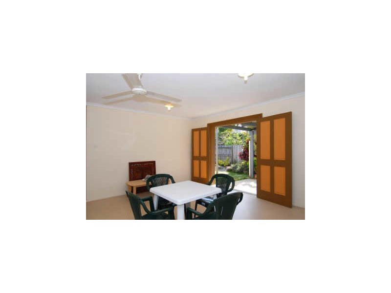 12 Rollinia Close, Manoora QLD 4870