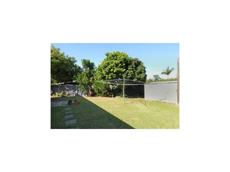 12 Rollinia Close, Manoora QLD 4870