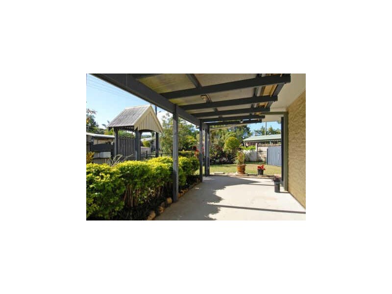 12 Rollinia Close, Manoora QLD 4870