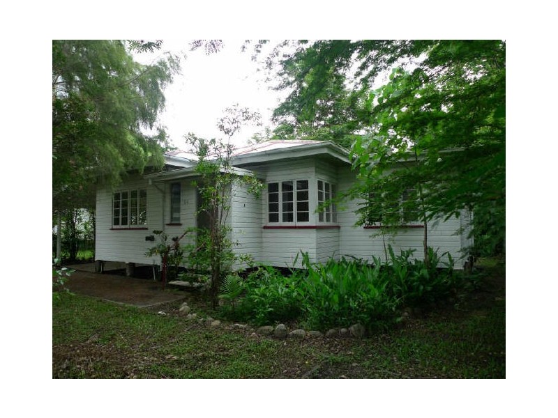 114 Callaghan Street, Mooroobool QLD 4870