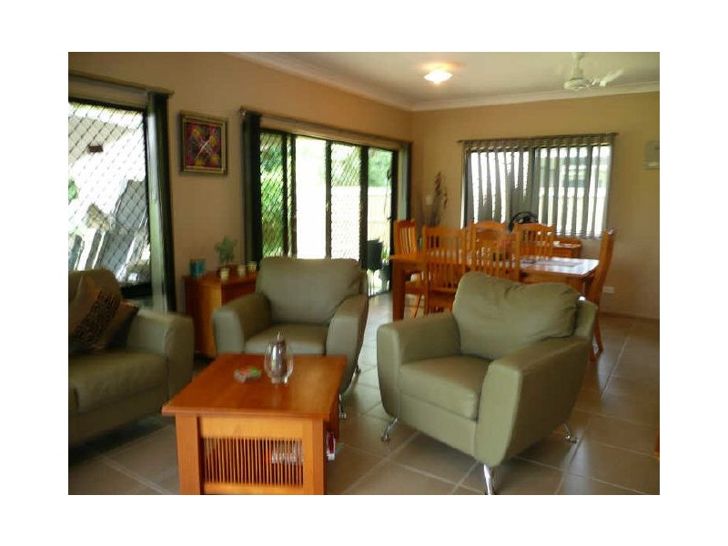 10 Kingsley Close, White Rock QLD 4868