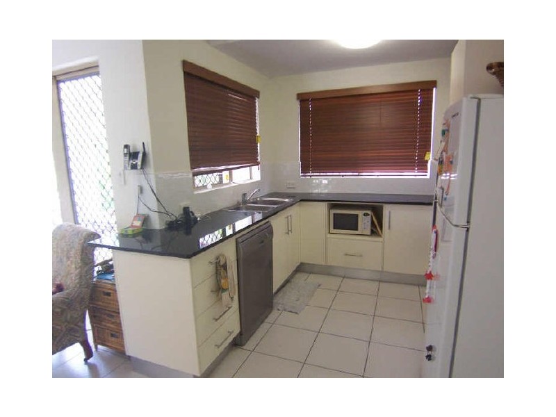 1/12 Old Smithfield Road, Freshwater QLD 4870