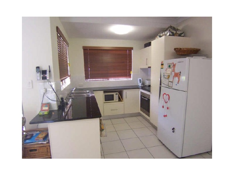1/12 Old Smithfield Road, Freshwater QLD 4870