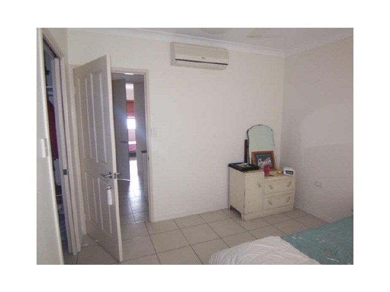 1/12 Old Smithfield Road, Freshwater QLD 4870