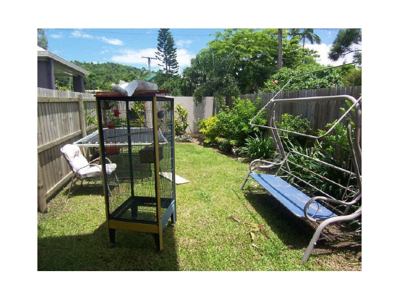 1/12 Old Smithfield Road, Freshwater QLD 4870