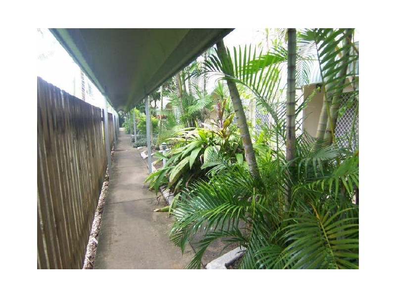 5/9 Balaclava Road, Earlville QLD 4870