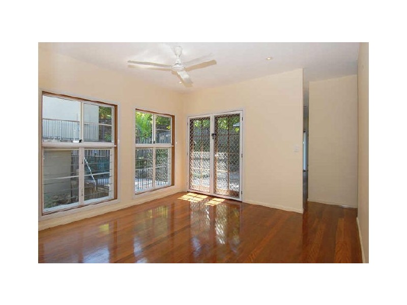 53 Junction Street, Edge Hill QLD 4870