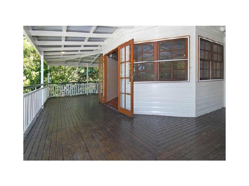 53 Junction Street, Edge Hill QLD 4870