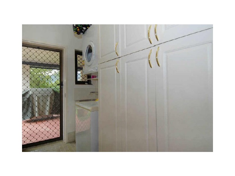 5 Beatrice Street, Mooroobool QLD 4870