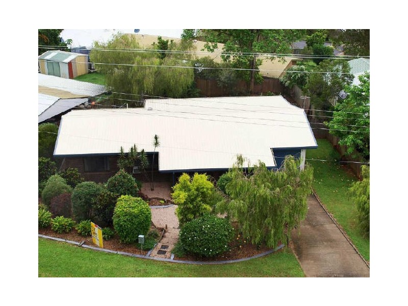 5 Beatrice Street, Mooroobool QLD 4870