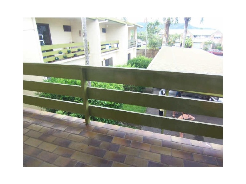 2/5 Pioneer Street, Manoora QLD 4870