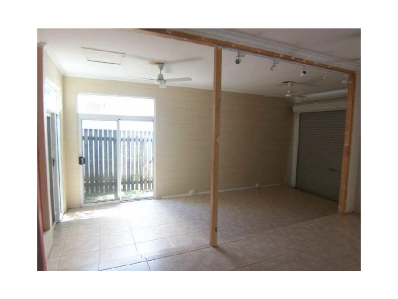 9/87 Macilwraith Street, Manoora QLD 4870