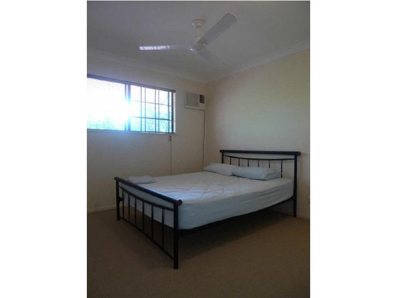 13/11 Stratford Parade, Stratford QLD 4870
